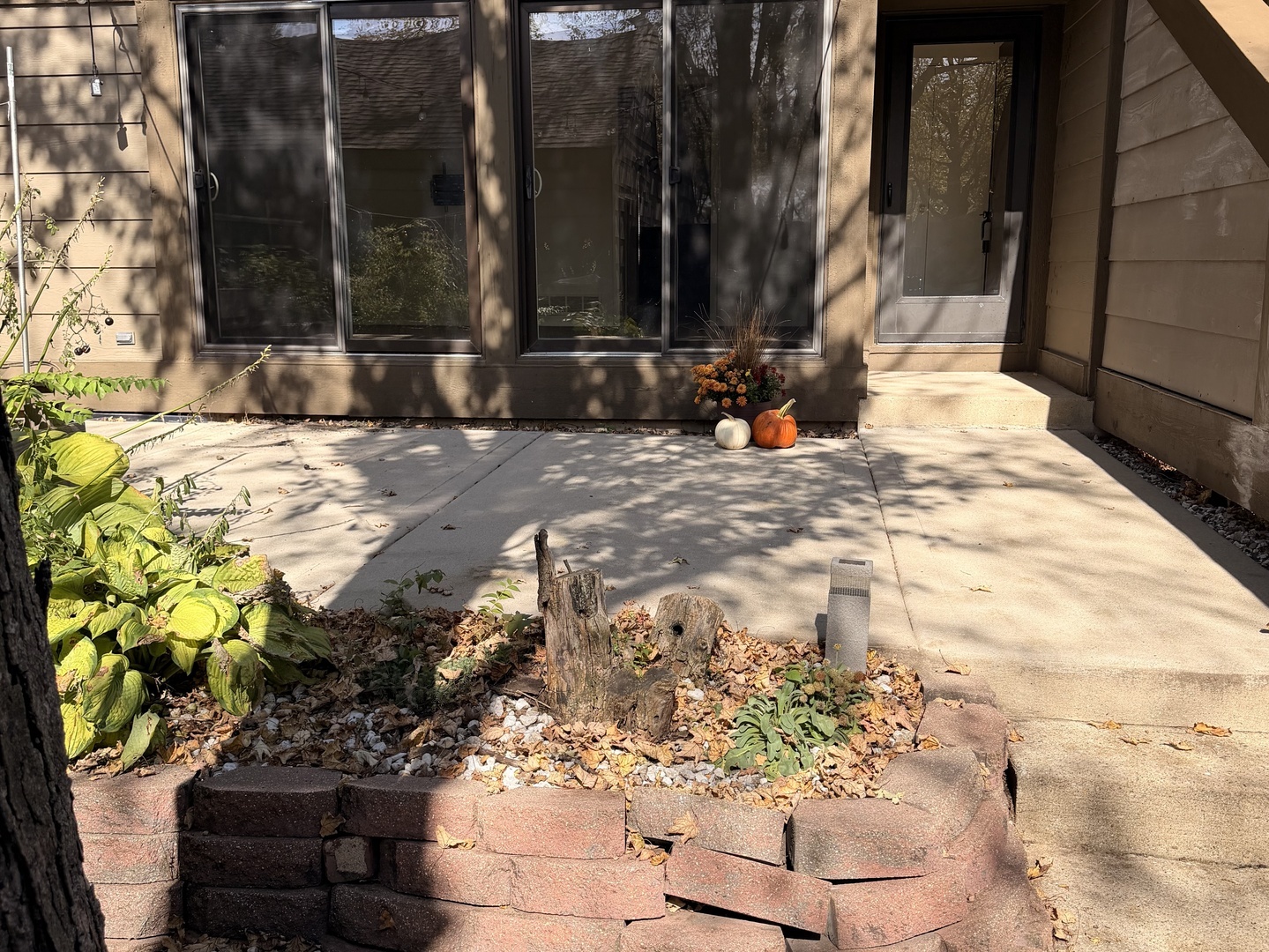 175 N Glengarry Drive B Property Photo 1