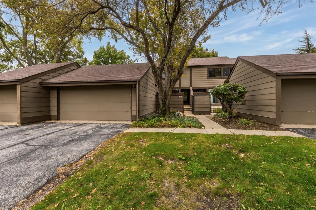 175 N Glengarry Drive B Property Photo 1
