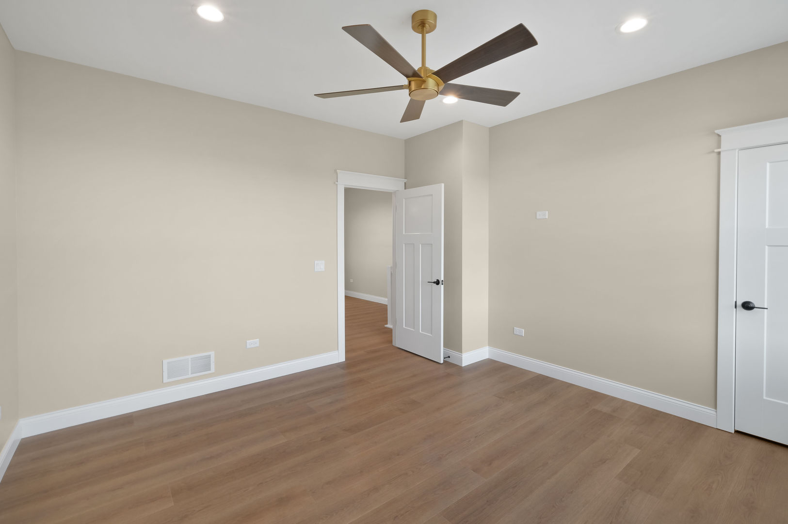 7 Beech Tree Place Property Photo 30