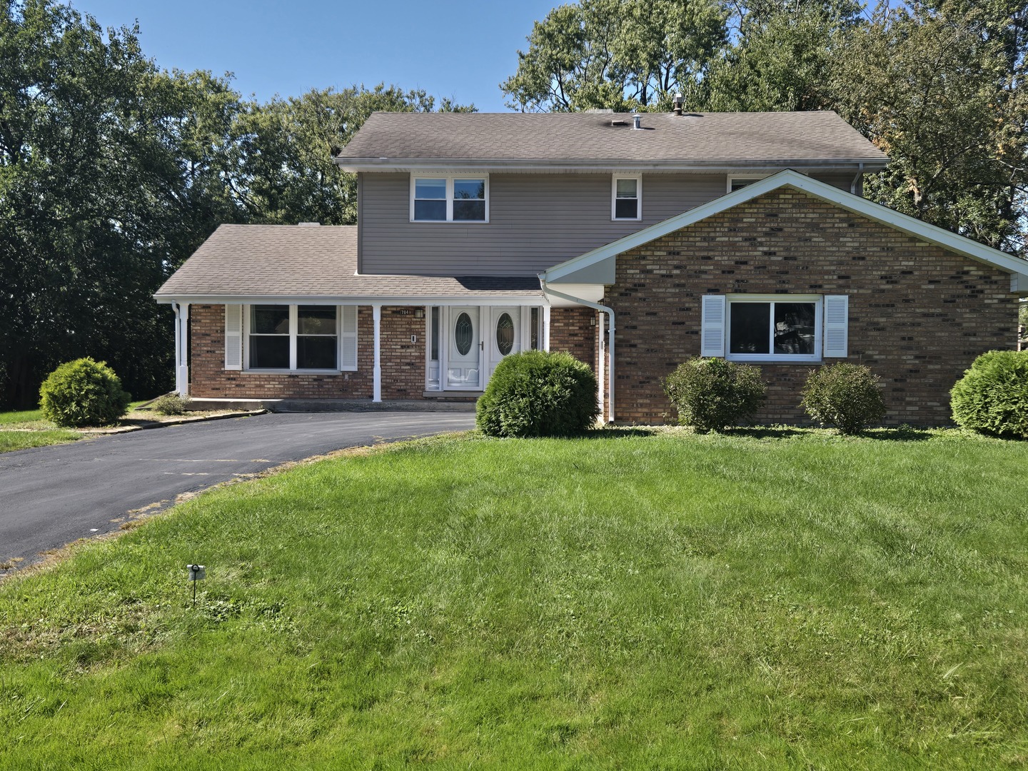 784 Exmoor Road Property Photo 1