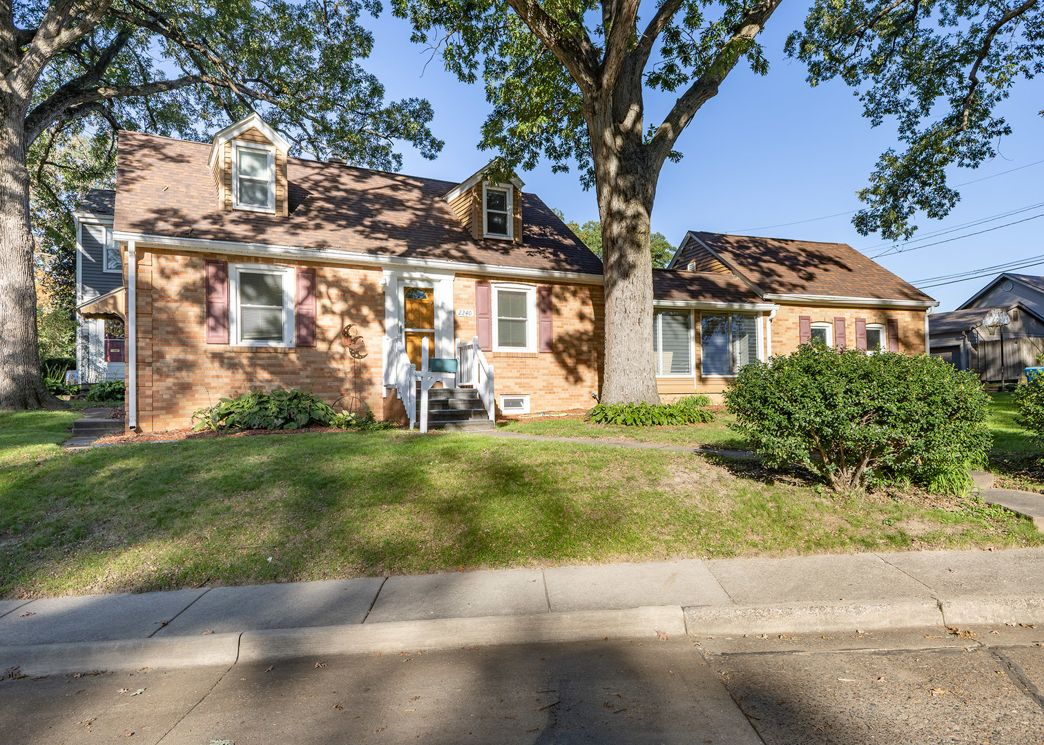 2240 26th Street Property Photo 1