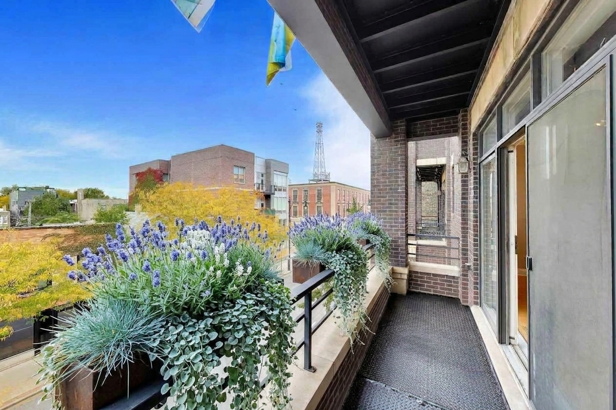 5055 N Clark Street 3s Property Photo 10