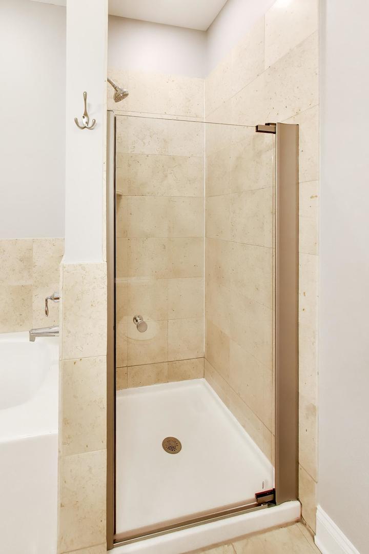 5055 N Clark Street 3s Property Photo 17