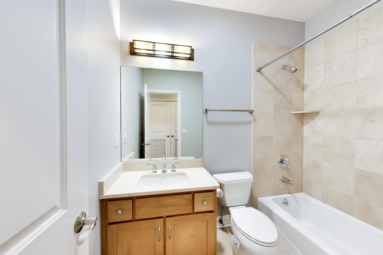 5055 N Clark Street 3s Property Photo 22