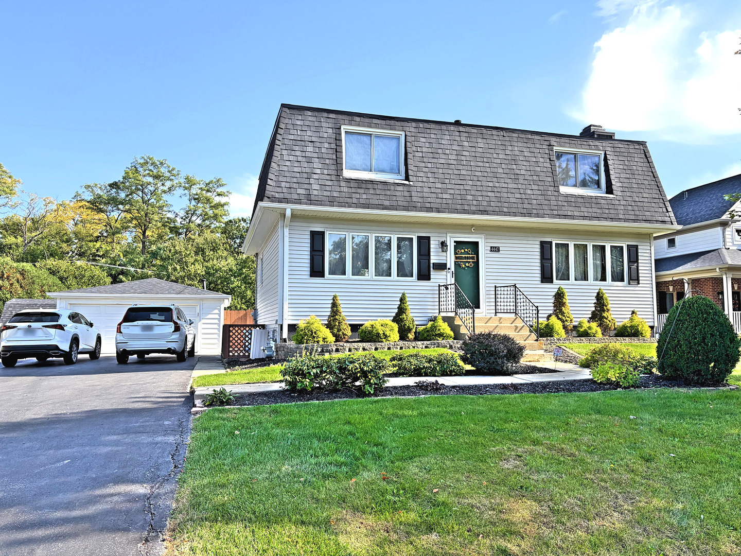 4447 Stonewall Avenue Property Photo 1