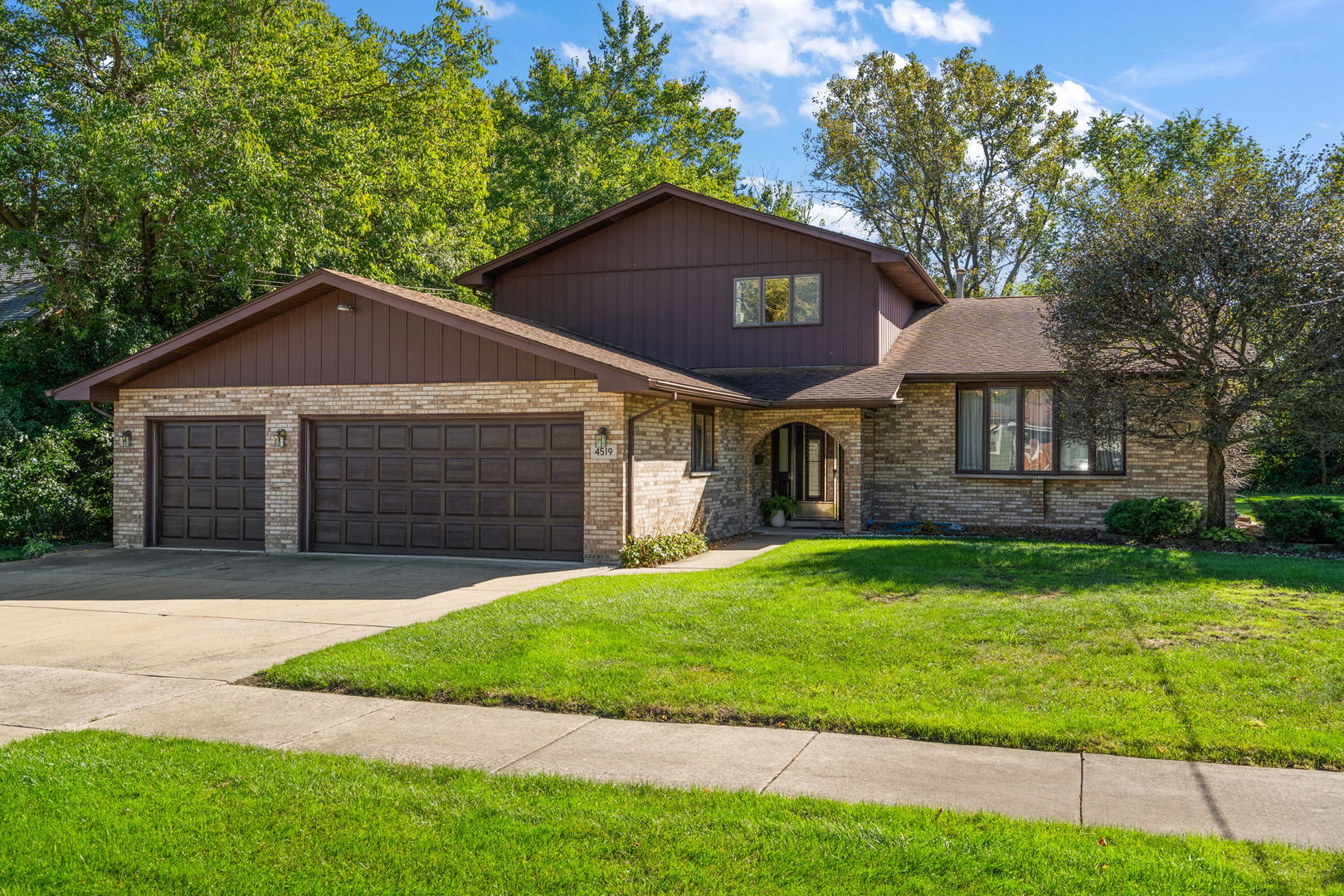 4519 149th Street Property Photo 1