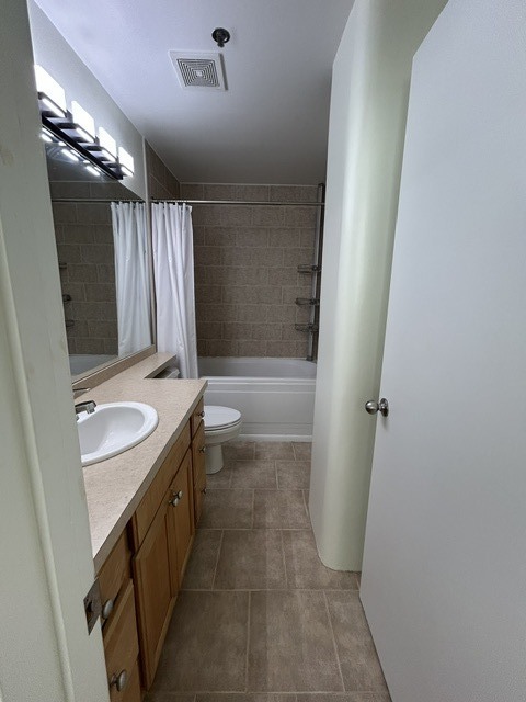 500 S Clinton Street 811 Property Photo 11