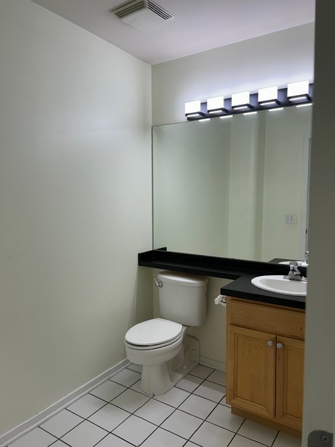 500 S Clinton Street 811 Property Photo 18