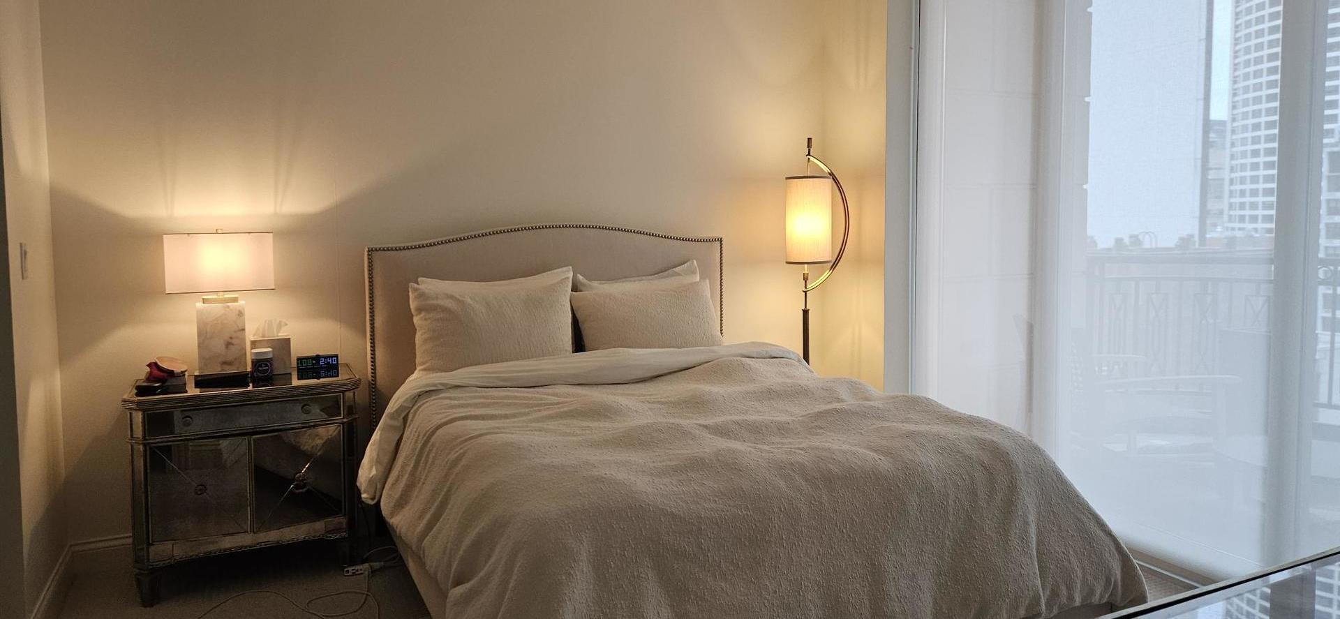 10 E Delaware Place 20c Property Photo 10