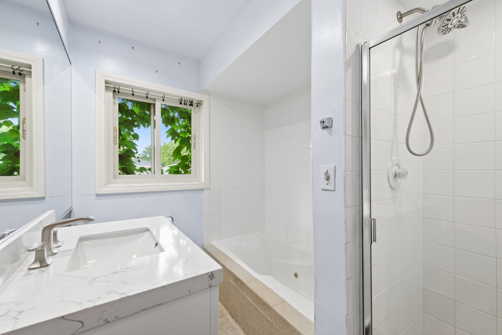 9024 Ewing Avenue Property Photo 26