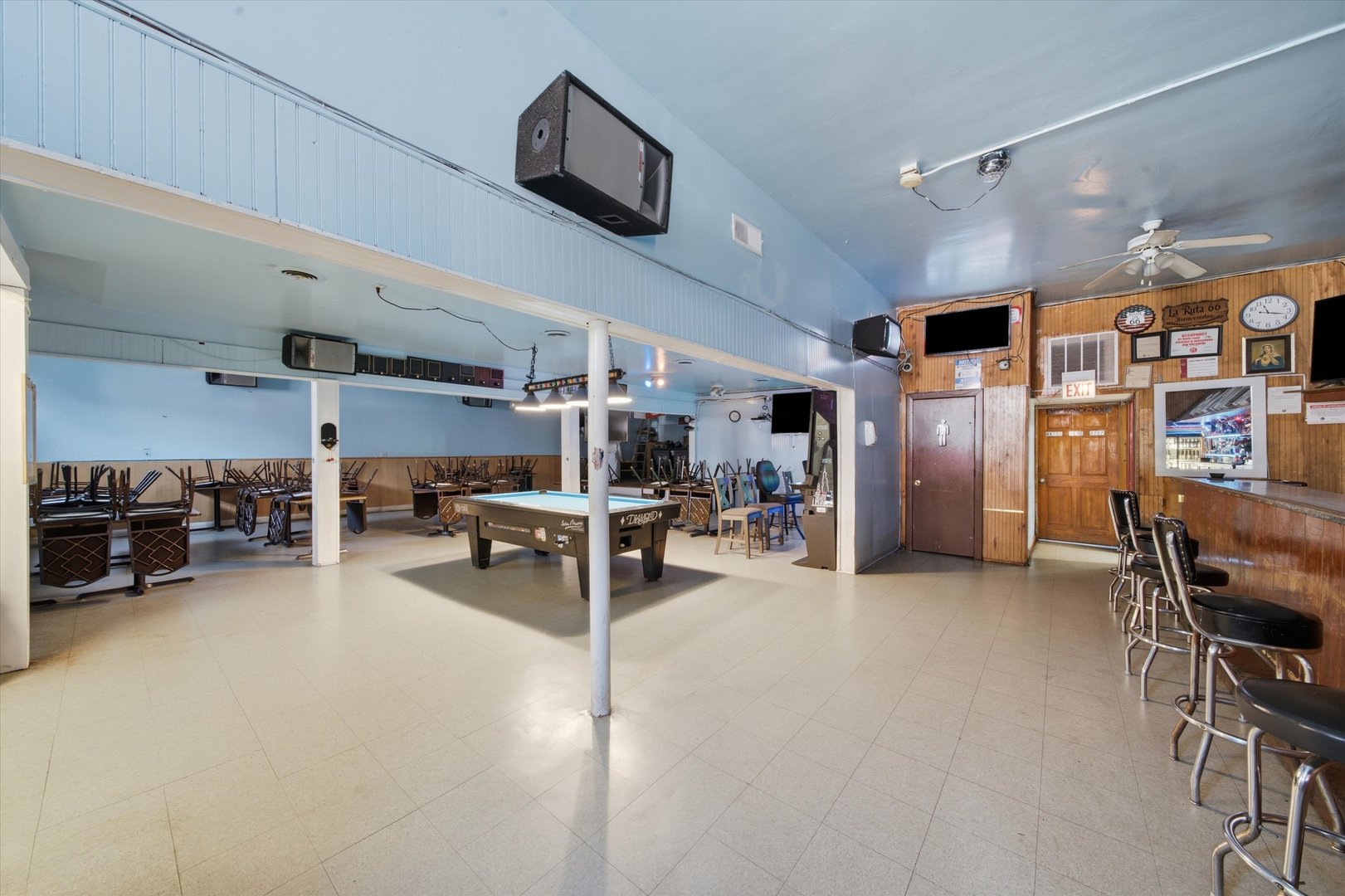 6553 S Kedzie Avenue Property Photo 8