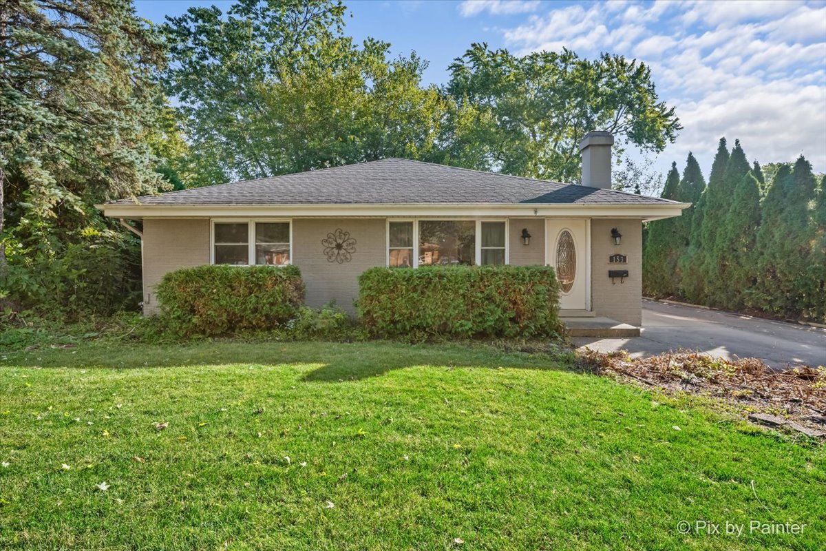 153 S Prairie Avenue Property Photo 1