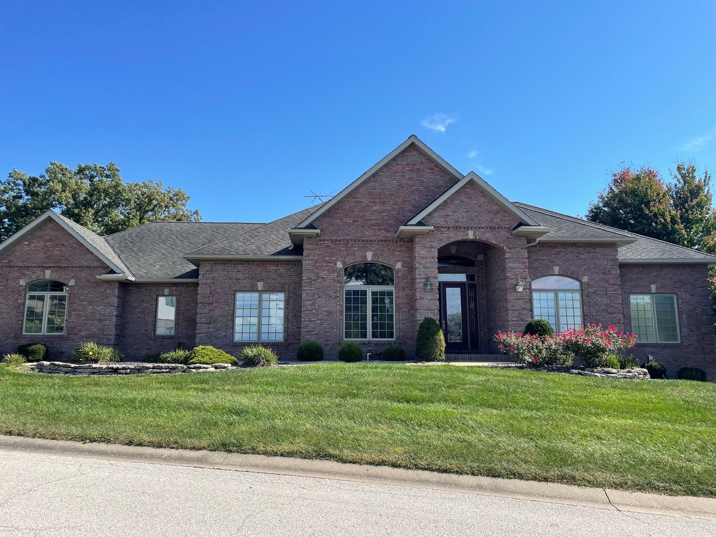 3535 Timberline Drive Property Photo 1