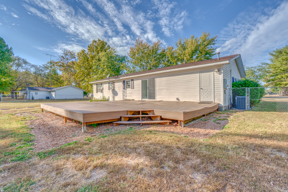14927 E Clearview Road Property Photo 11
