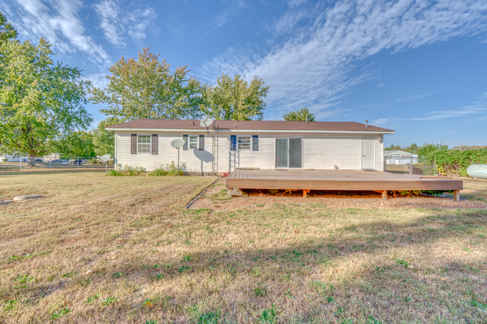 14927 E Clearview Road Property Photo 12