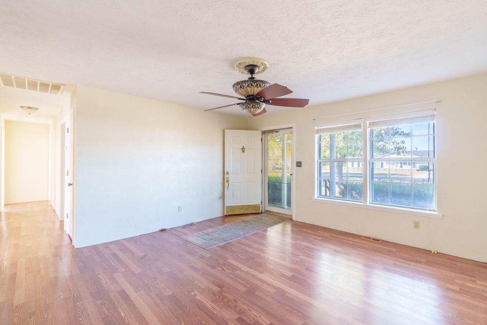 14927 E Clearview Road Property Photo 15