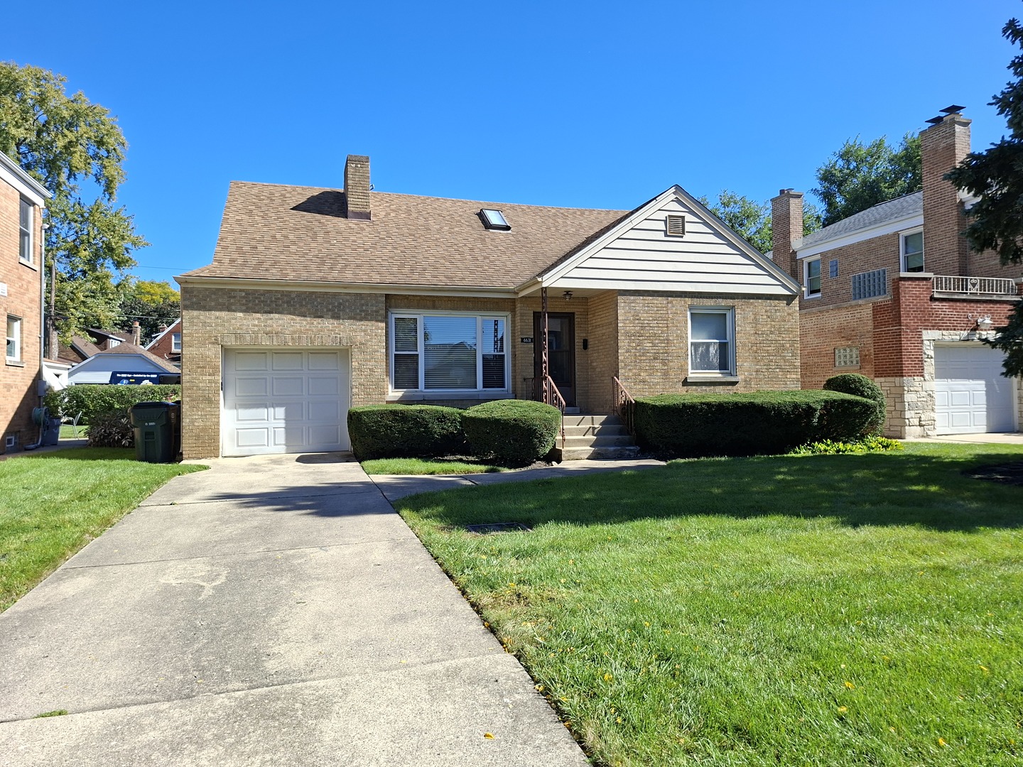6631 N Saint Louis Avenue Property Photo 1