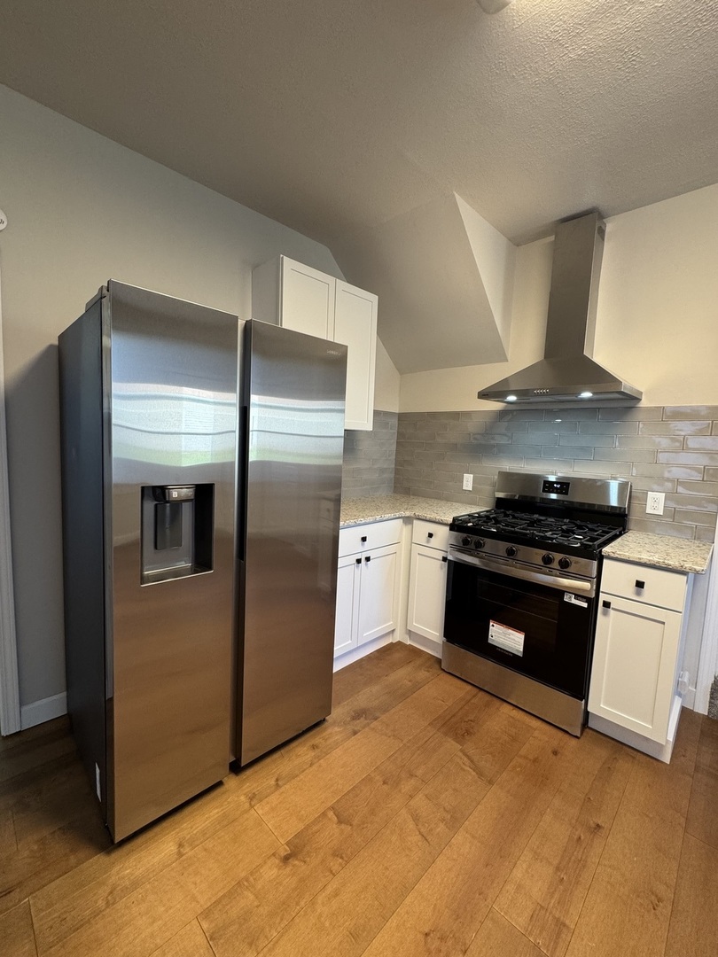 1841 Spring Street Property Photo 6