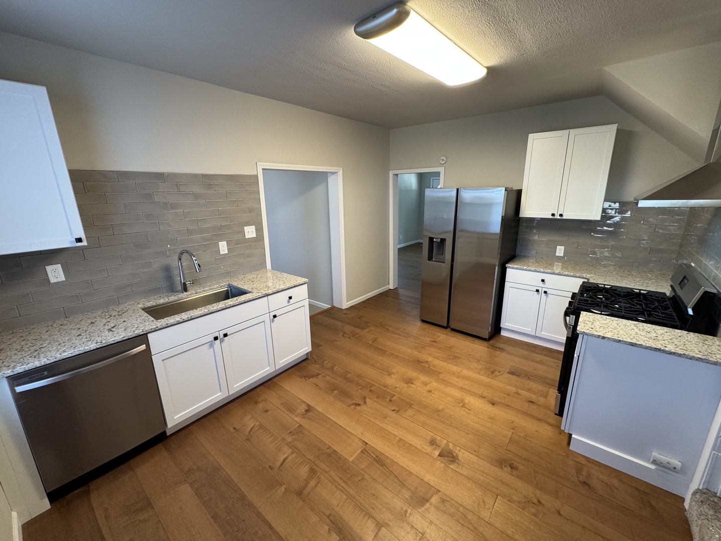 1841 Spring Street Property Photo 7