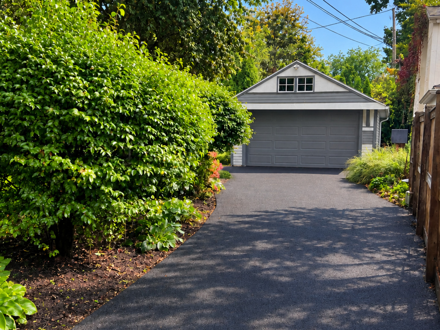 1538 Oakwood Avenue Property Photo 6