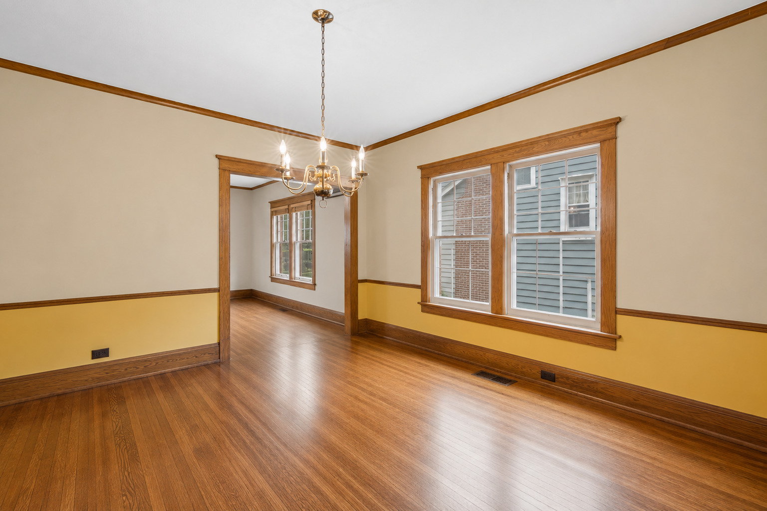 1538 Oakwood Avenue Property Photo 11