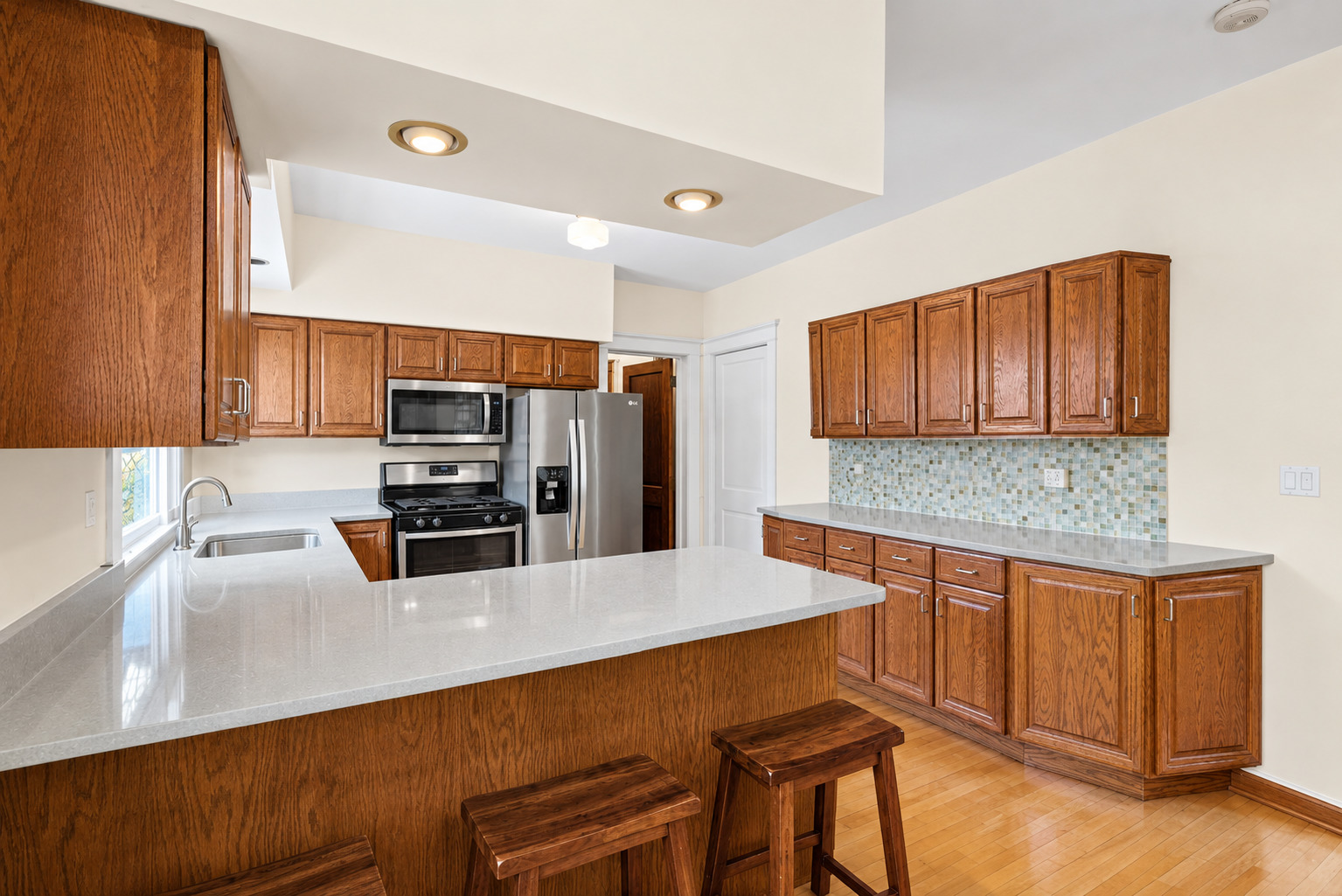 1538 Oakwood Avenue Property Photo 15