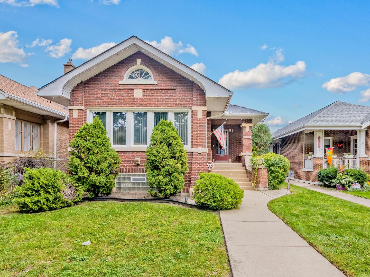 4137 N Lawler Avenue Property Photo 1