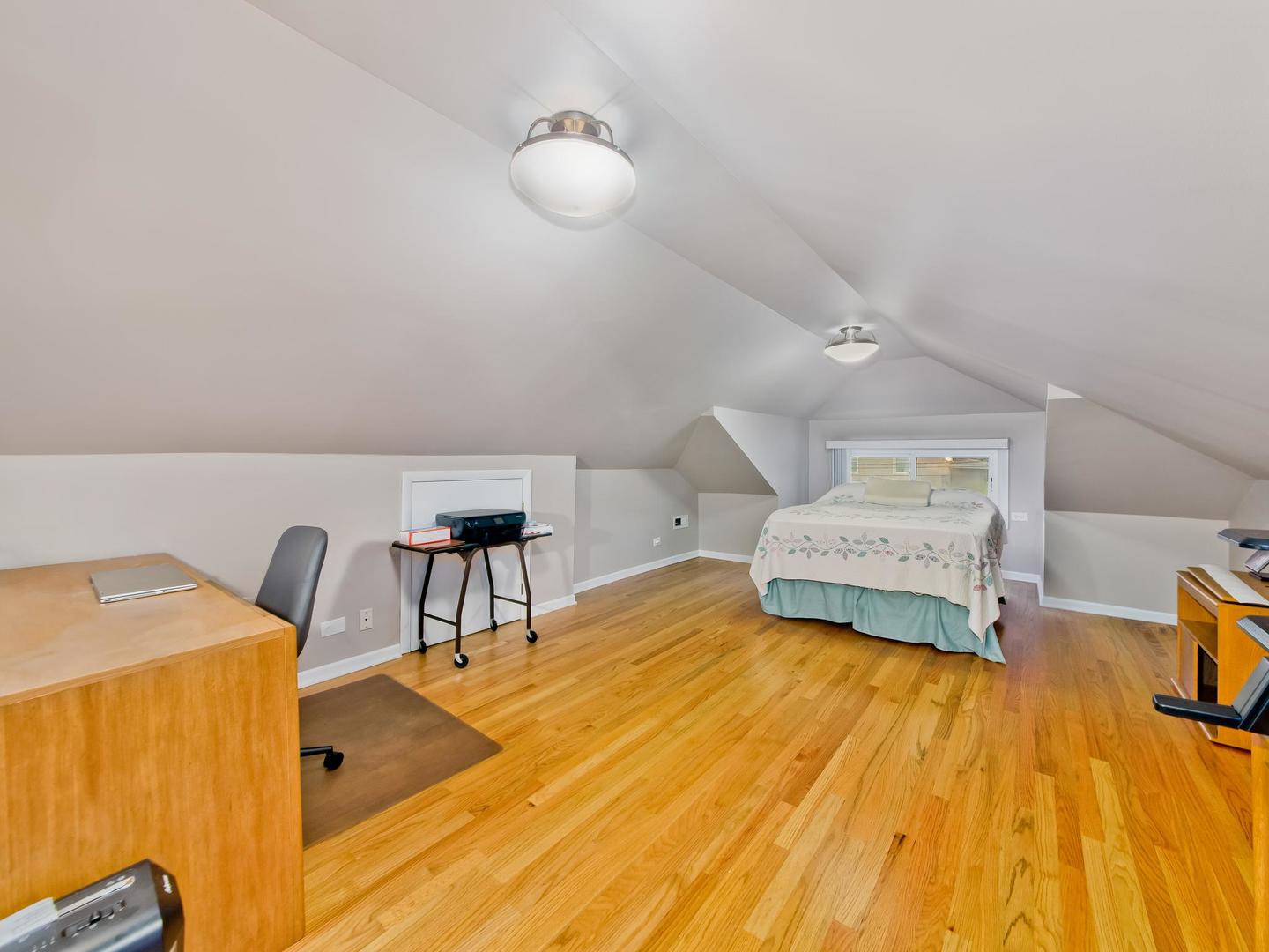 4137 N Lawler Avenue Property Photo 18