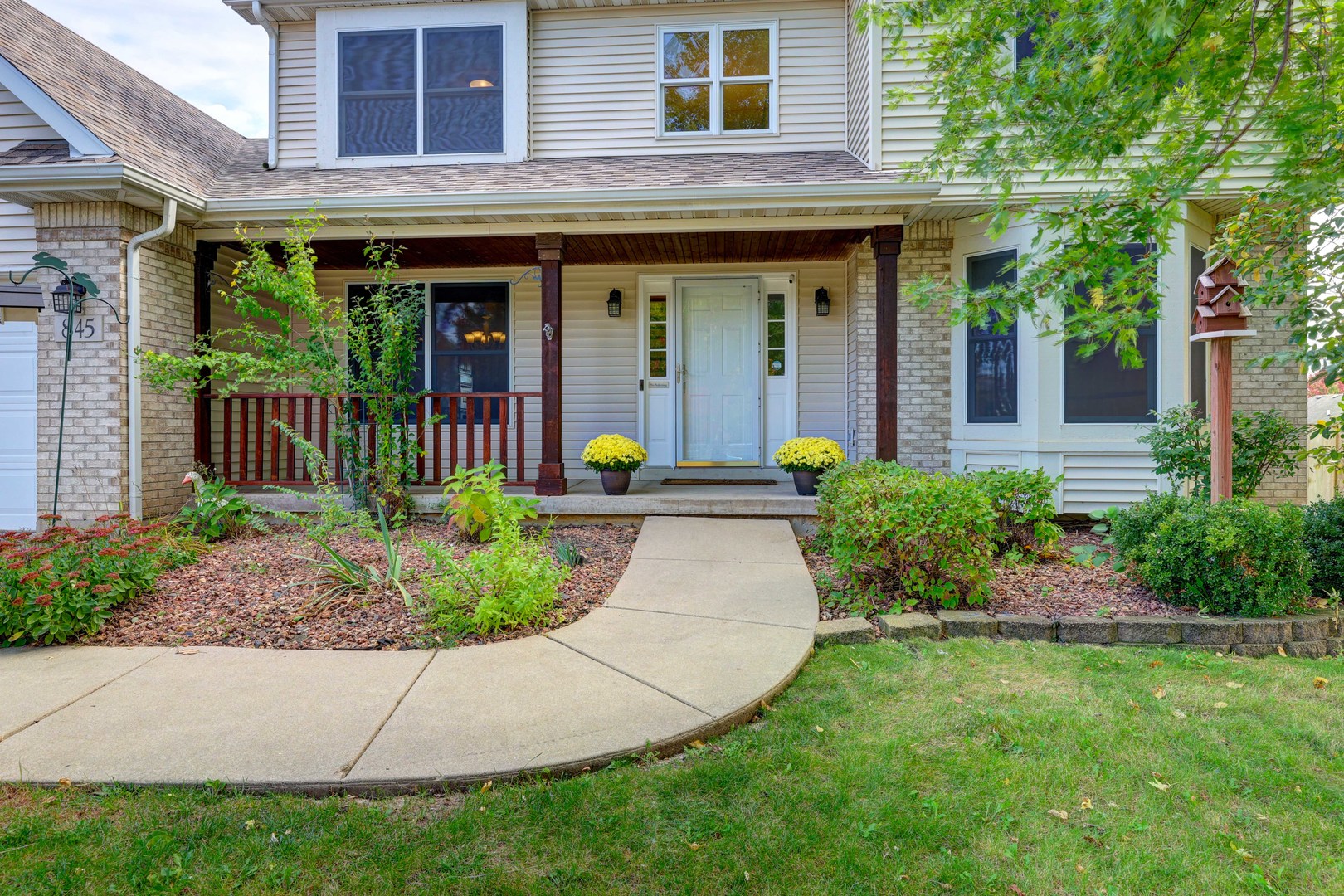845 Ridge Drive Property Photo 3