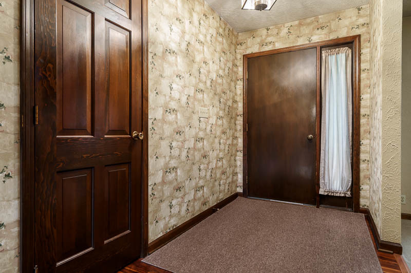 8024 Faraway Lane Property Photo 5