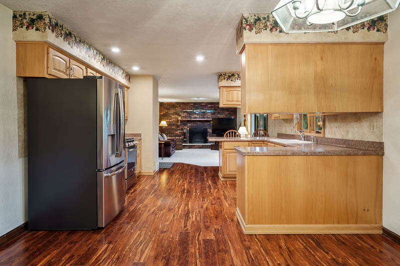 8024 Faraway Lane Property Photo 12