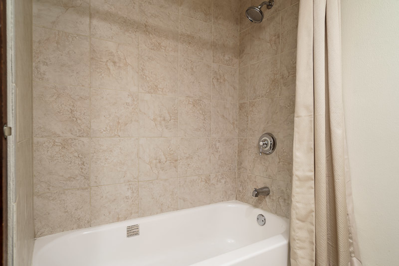 8024 Faraway Lane Property Photo 21