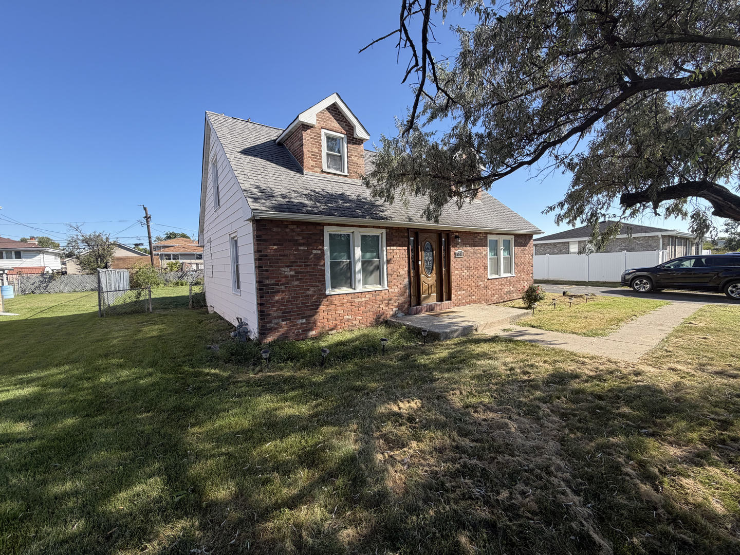 7700 W 83rd Street Property Photo 1