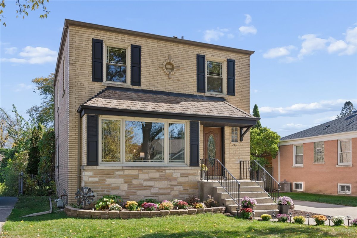 1931 Hull Avenue Property Photo 1
