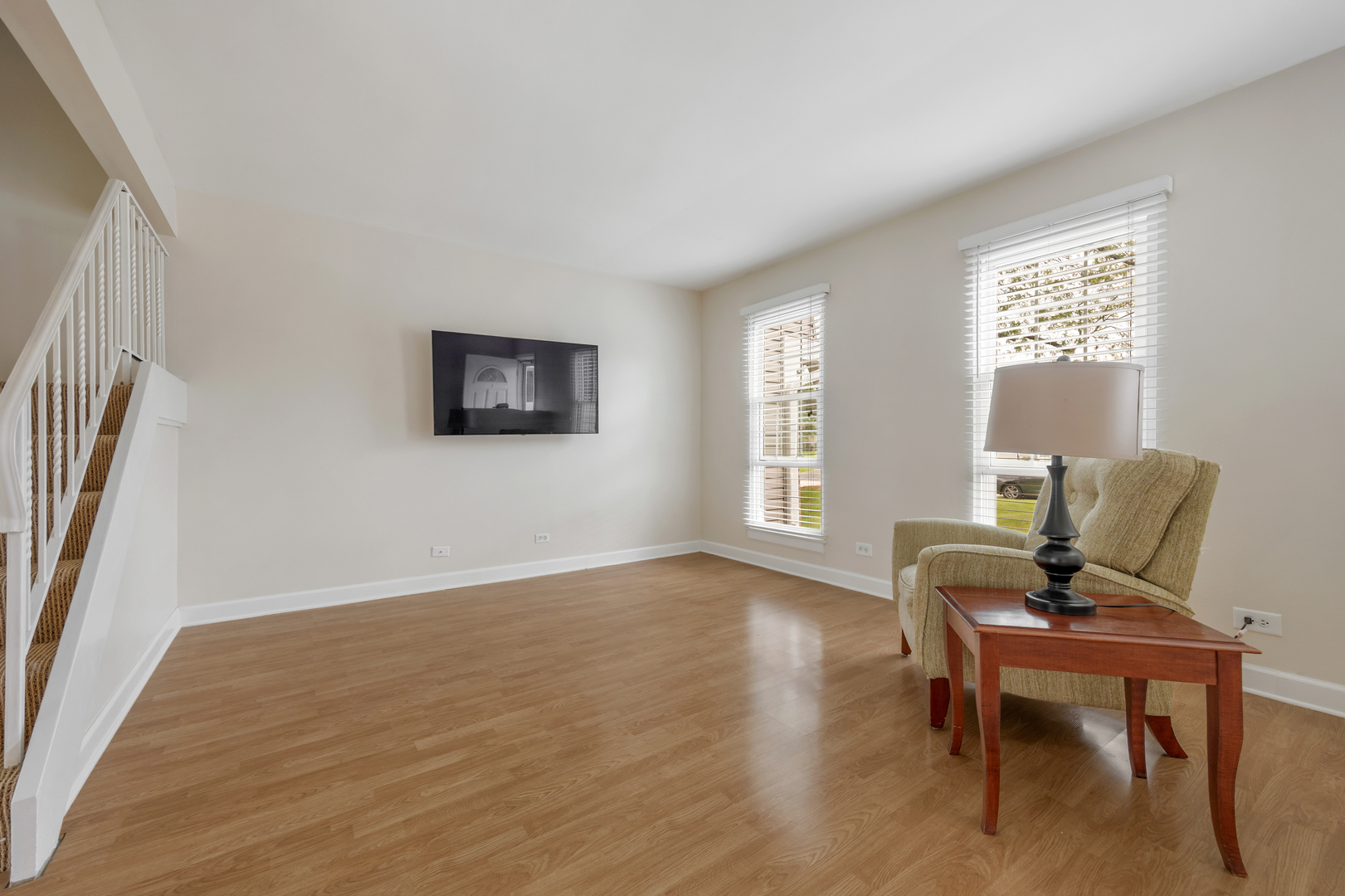 1392 Carriage Way Property Photo 6