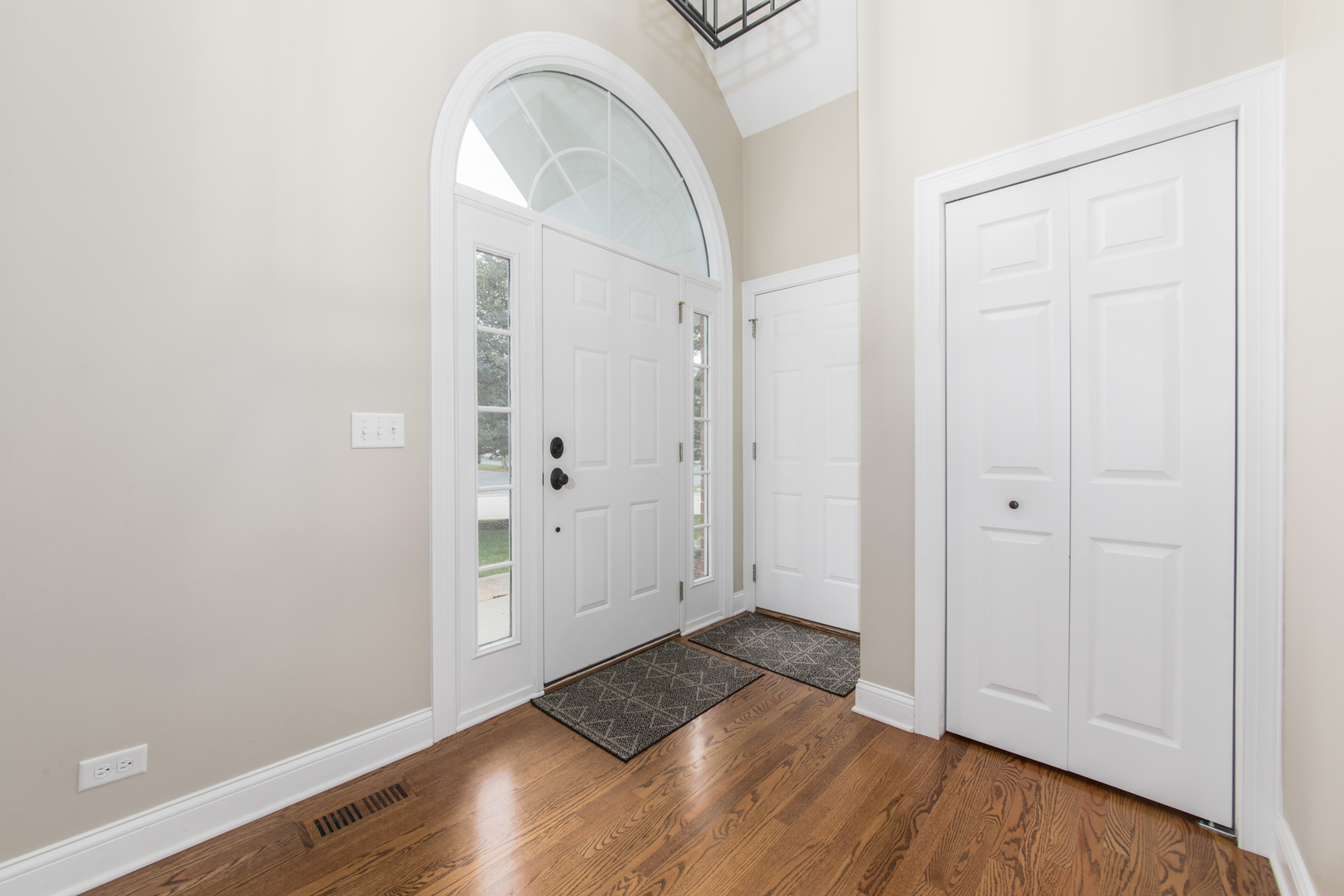 820 Braeman Court Property Photo 3