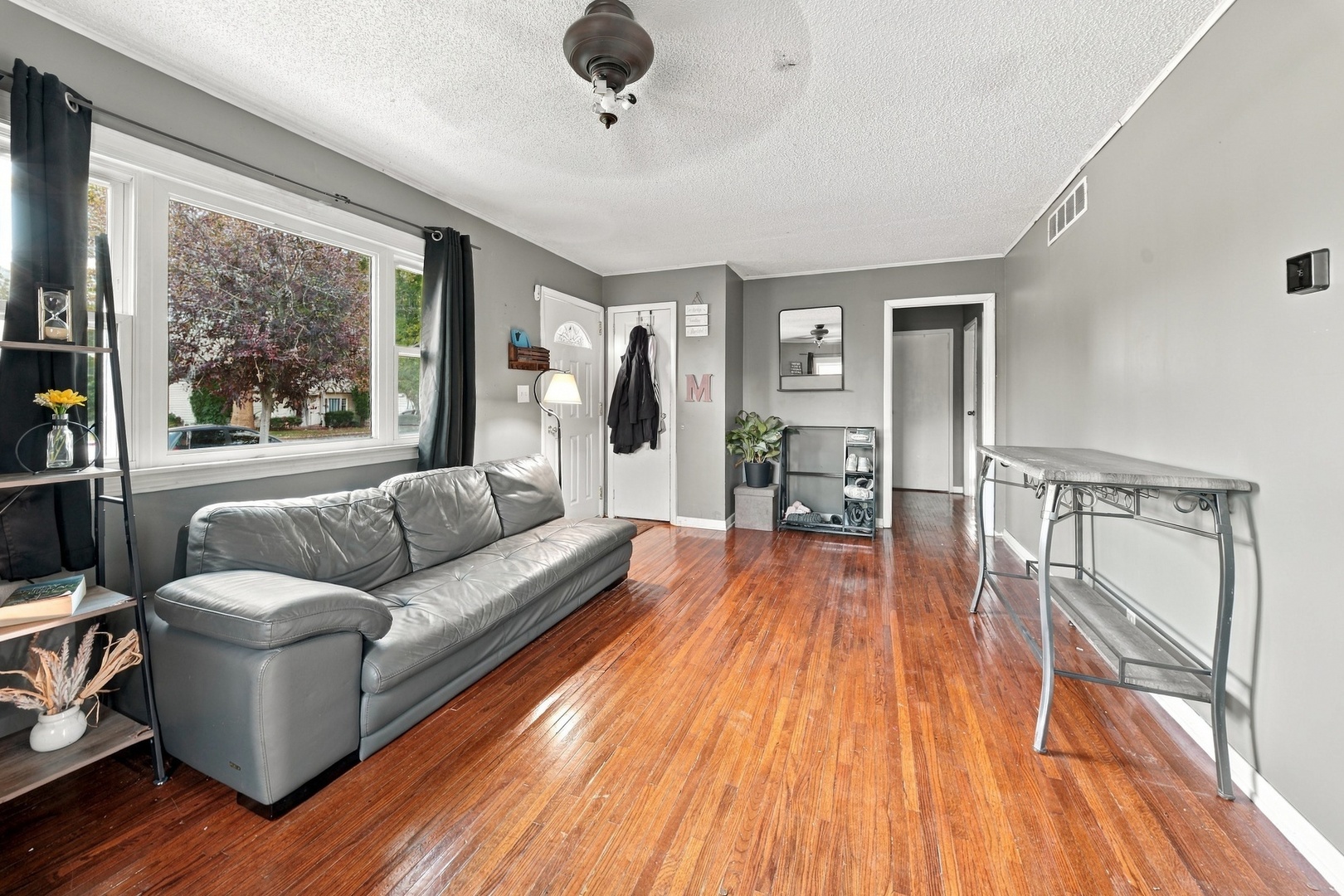 322 Westgate Drive Property Photo 4