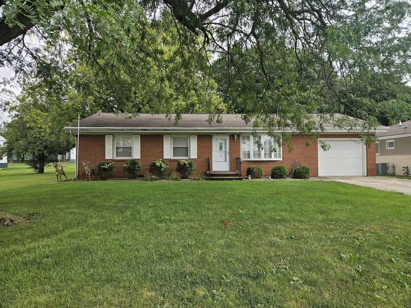 1211 E Indiana Avenue Property Photo 1