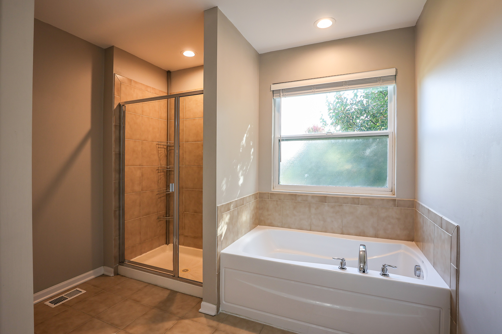 3536 Gallant Fox Drive Property Photo 12