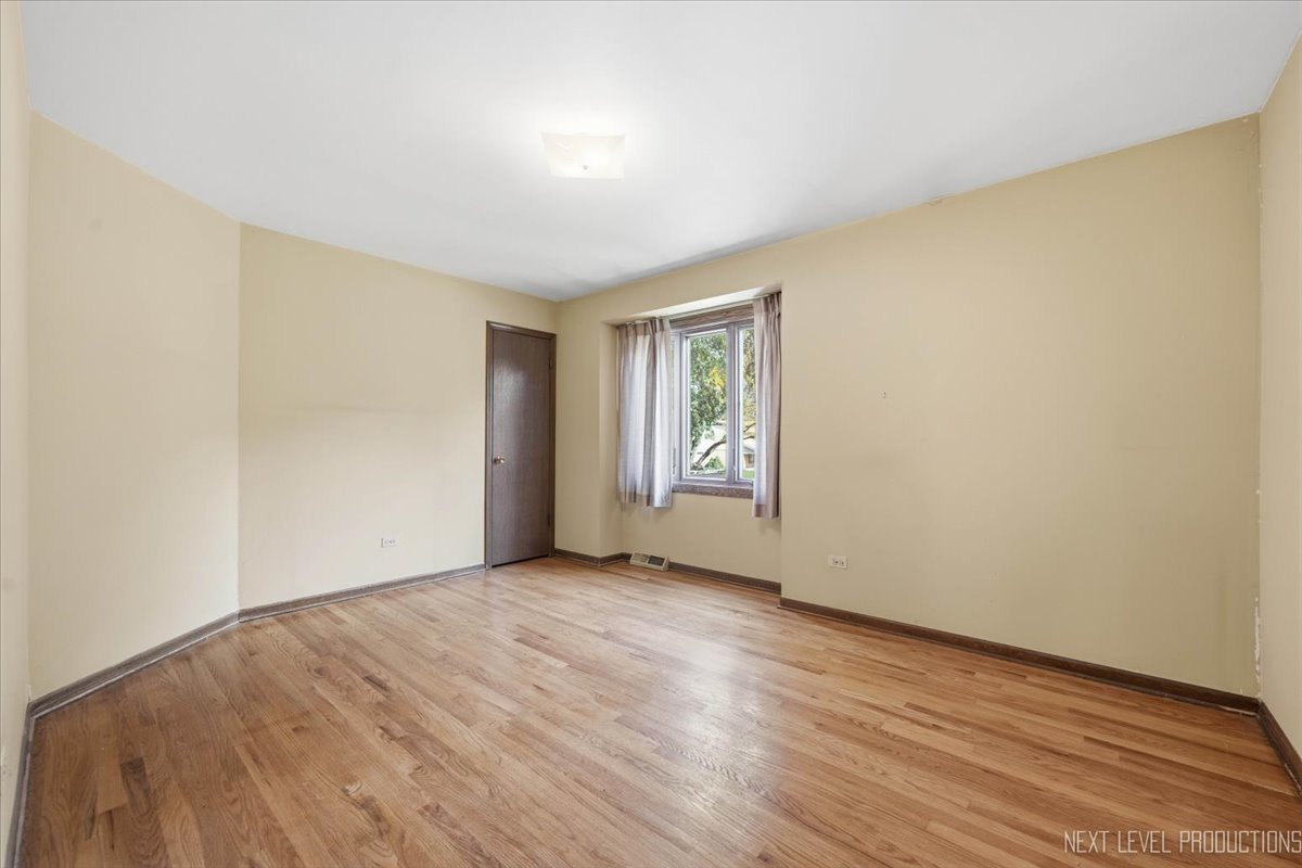 7008 Blackburn Avenue Property Photo 25