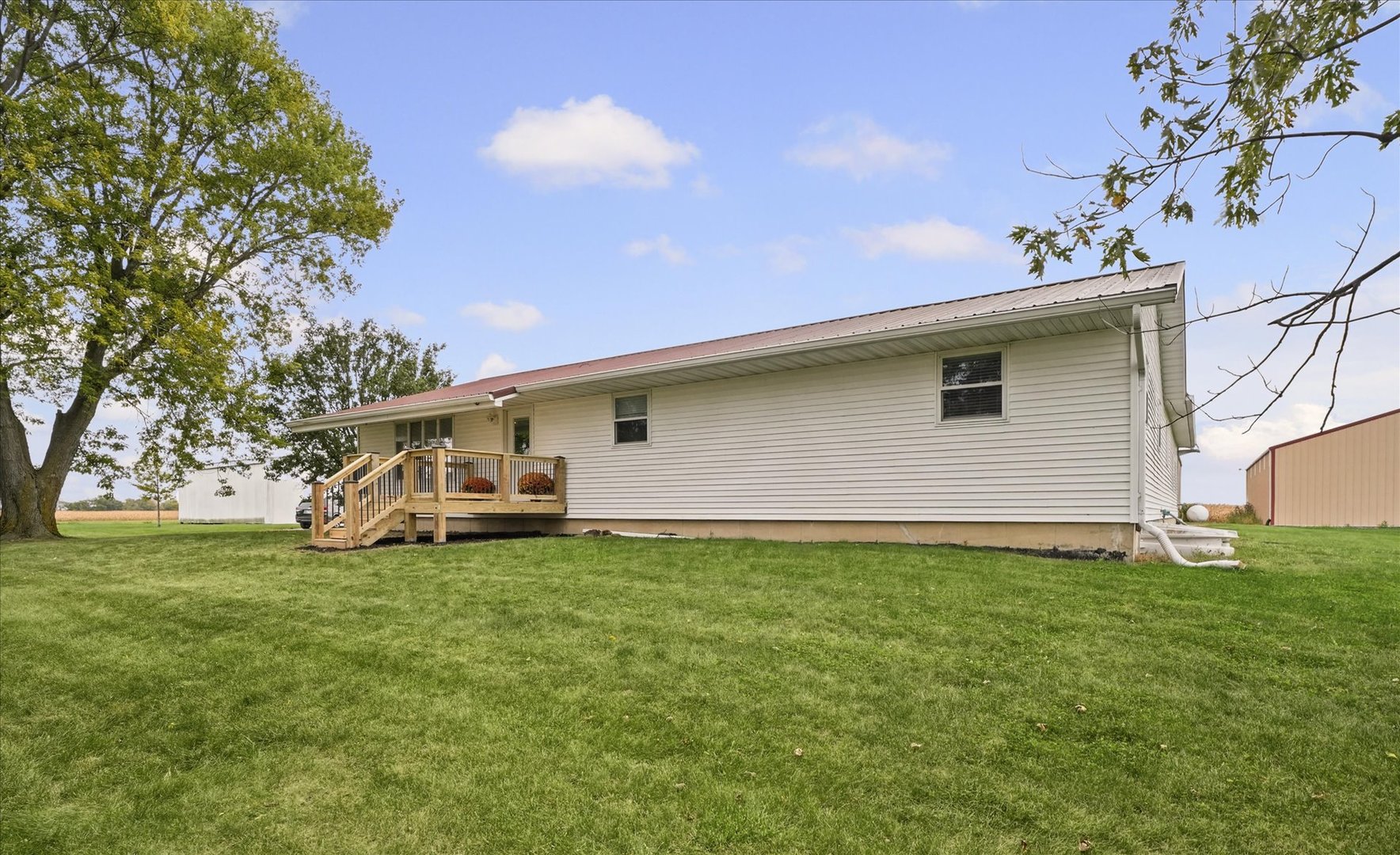 721 E 200 North Road Property Photo 4