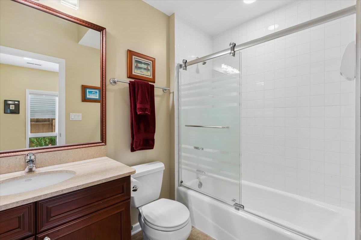 1742 W Diversey Parkway 3 Property Photo 7