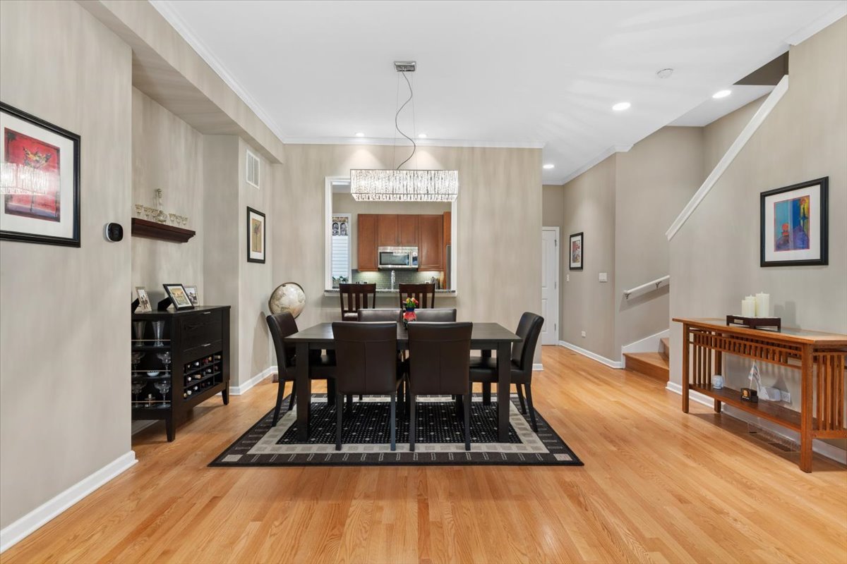 1742 W Diversey Parkway 3 Property Photo 12