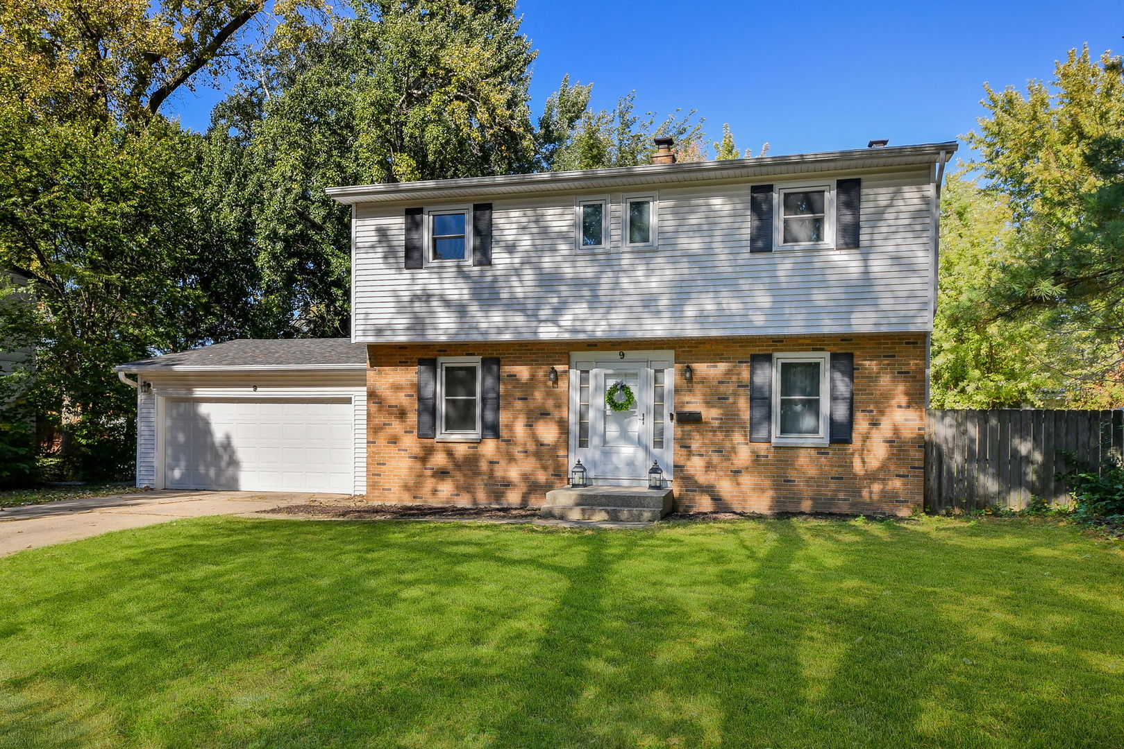 9 Moraine Terrace Property Photo 1