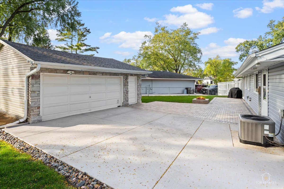 1831 Wedgewood Lane Property Photo 30