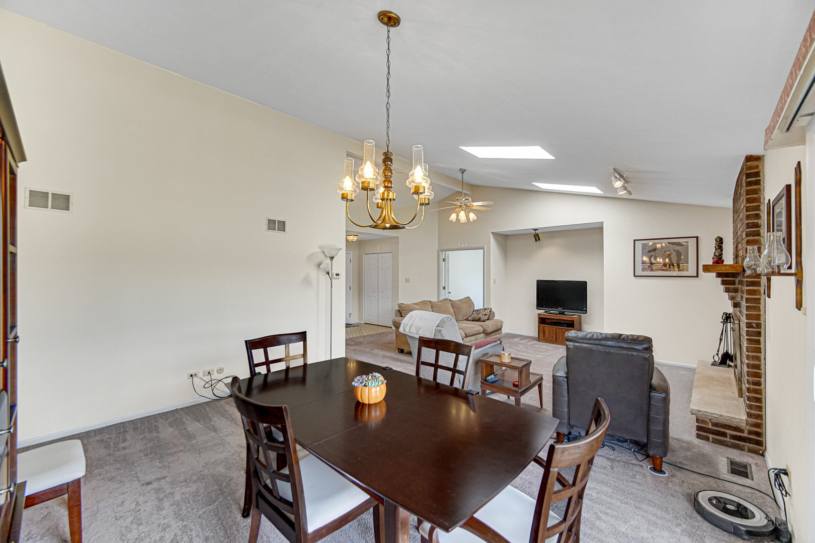 6316 Knollwood Drive Property Photo 8
