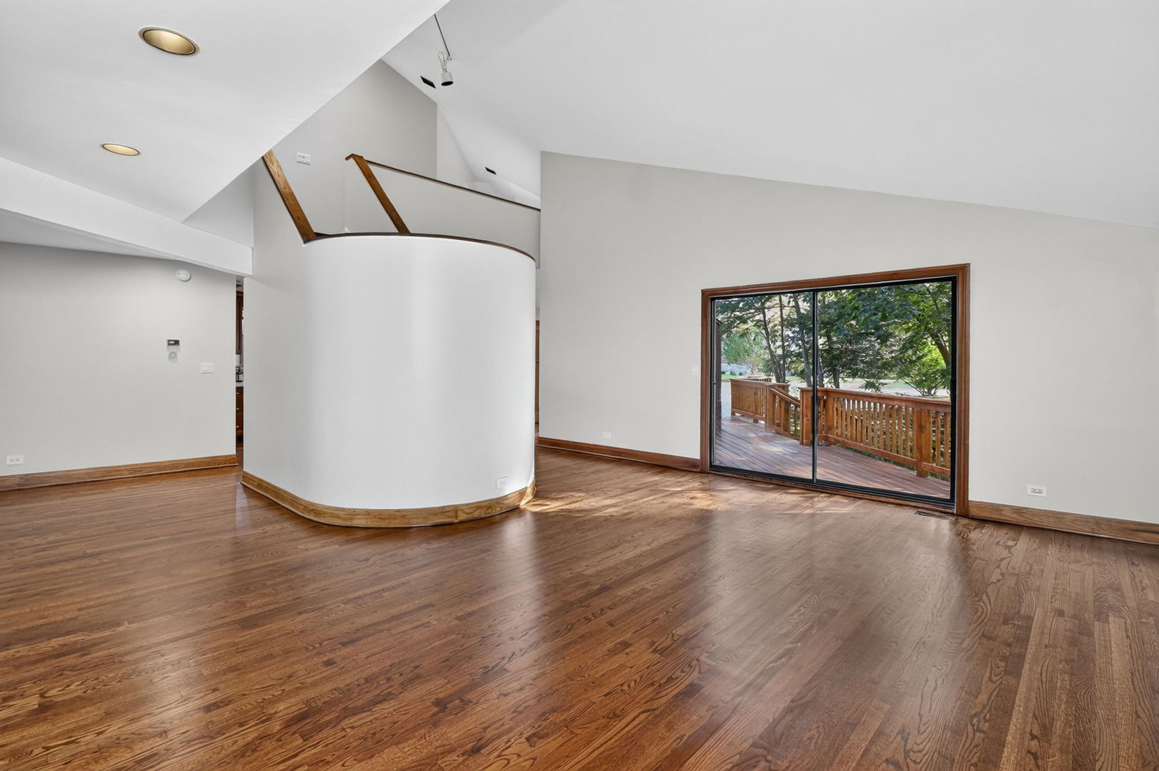 5337 Brookbank Road Property Photo 4