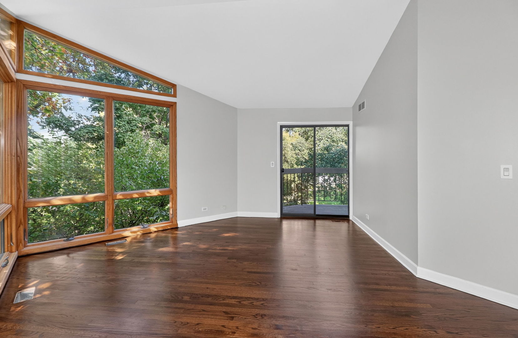 5337 Brookbank Road Property Photo 10