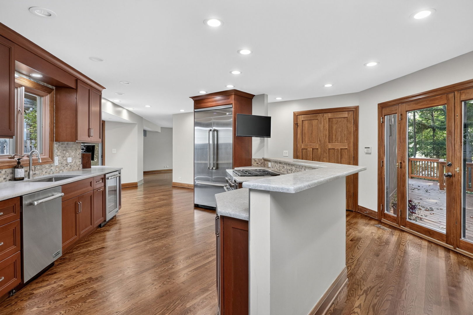 5337 Brookbank Road Property Photo 12