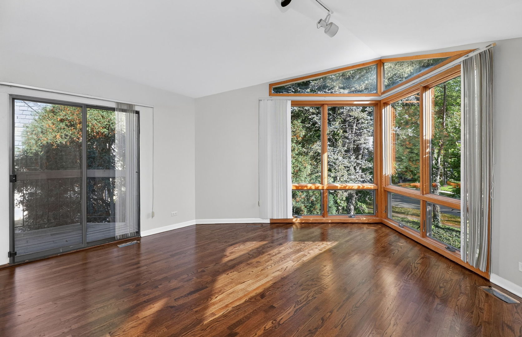 5337 Brookbank Road Property Photo 23
